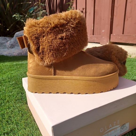Glaze Shoes - Glaze (Uggs Style) Boots w/ Platform